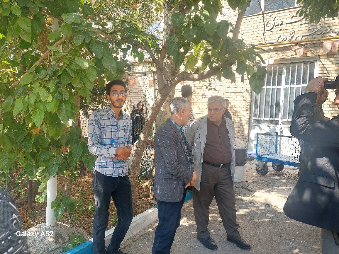تصویر کوچک
